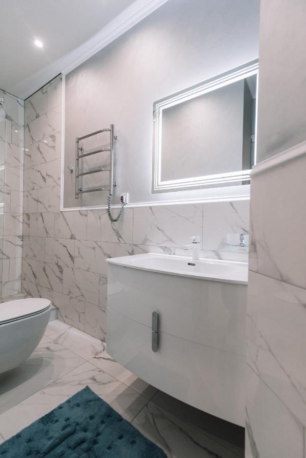 Royal Tower Vip Smart Apartments 1 Kiev Eksteriør bilde