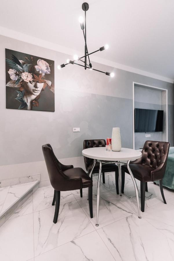 Royal Tower Vip Smart Apartments 1 Kiev Eksteriør bilde