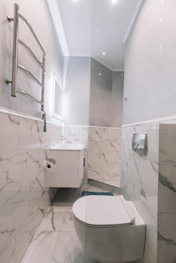Royal Tower Vip Smart Apartments 1 Kiev Eksteriør bilde