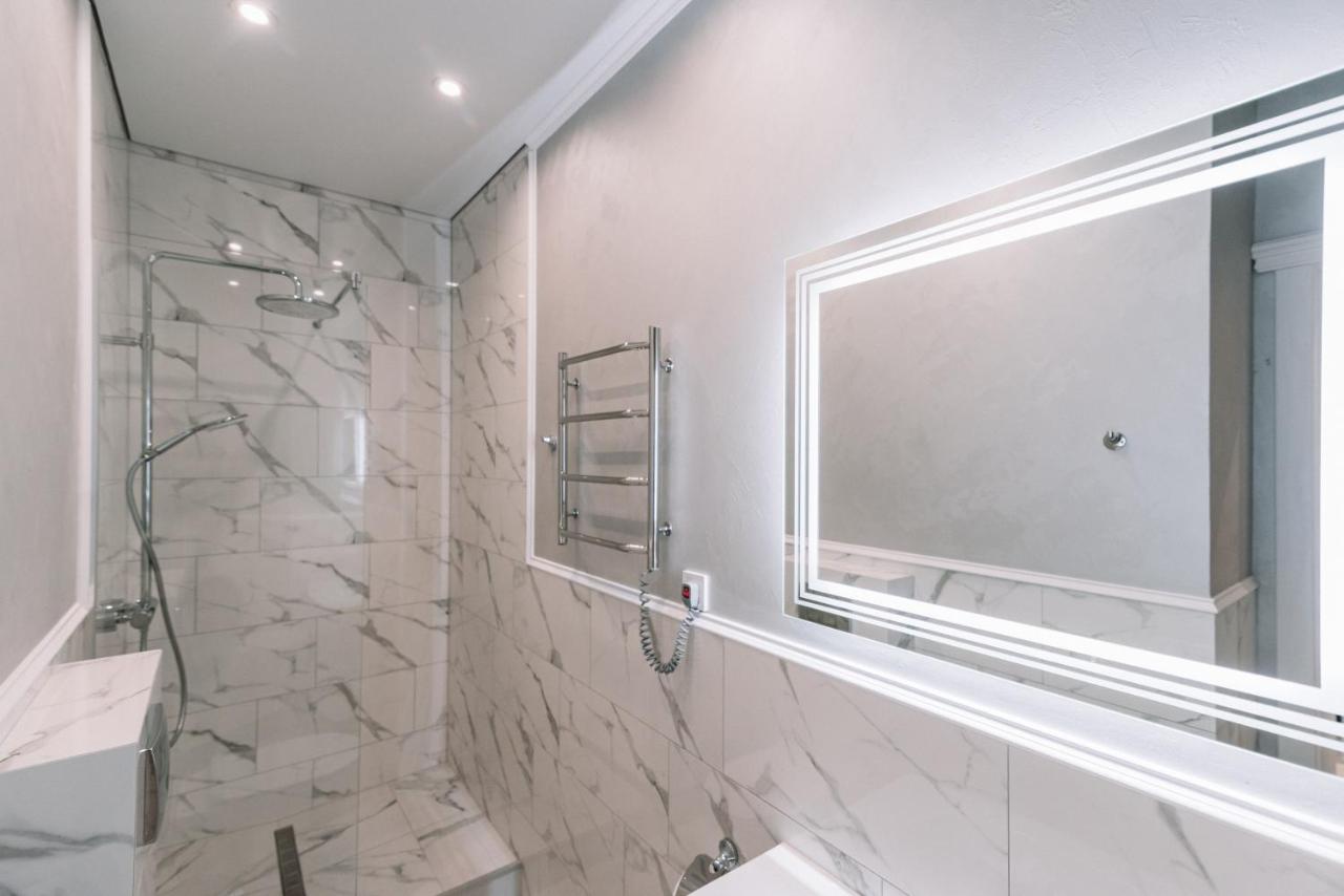 Royal Tower Vip Smart Apartments 1 Kiev Eksteriør bilde