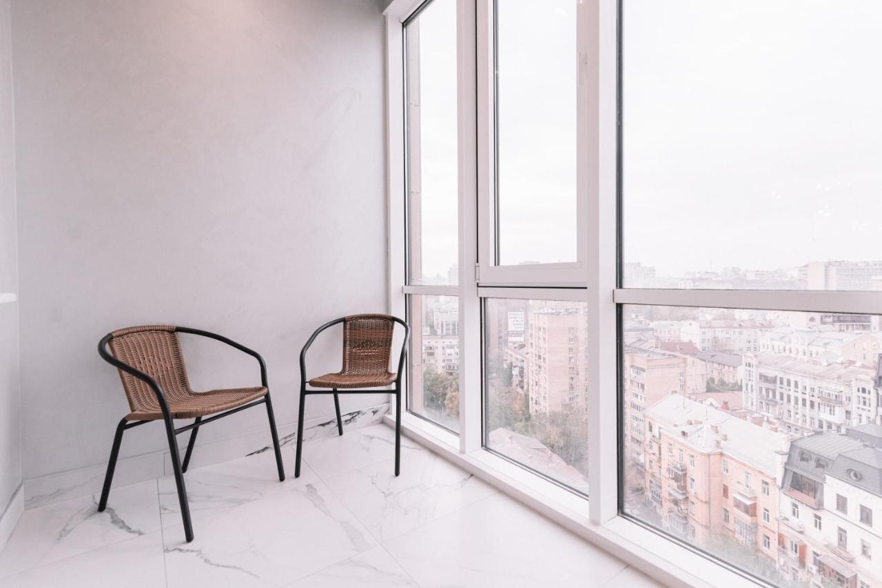 Royal Tower Vip Smart Apartments 1 Kiev Eksteriør bilde